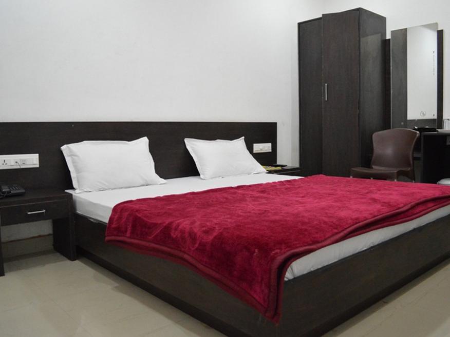 Hotel Pearl Palace Udaipur Ngoại thất bức ảnh