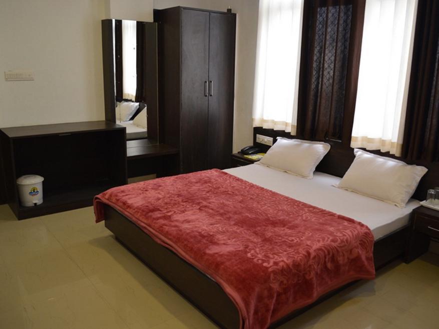 Hotel Pearl Palace Udaipur Ngoại thất bức ảnh