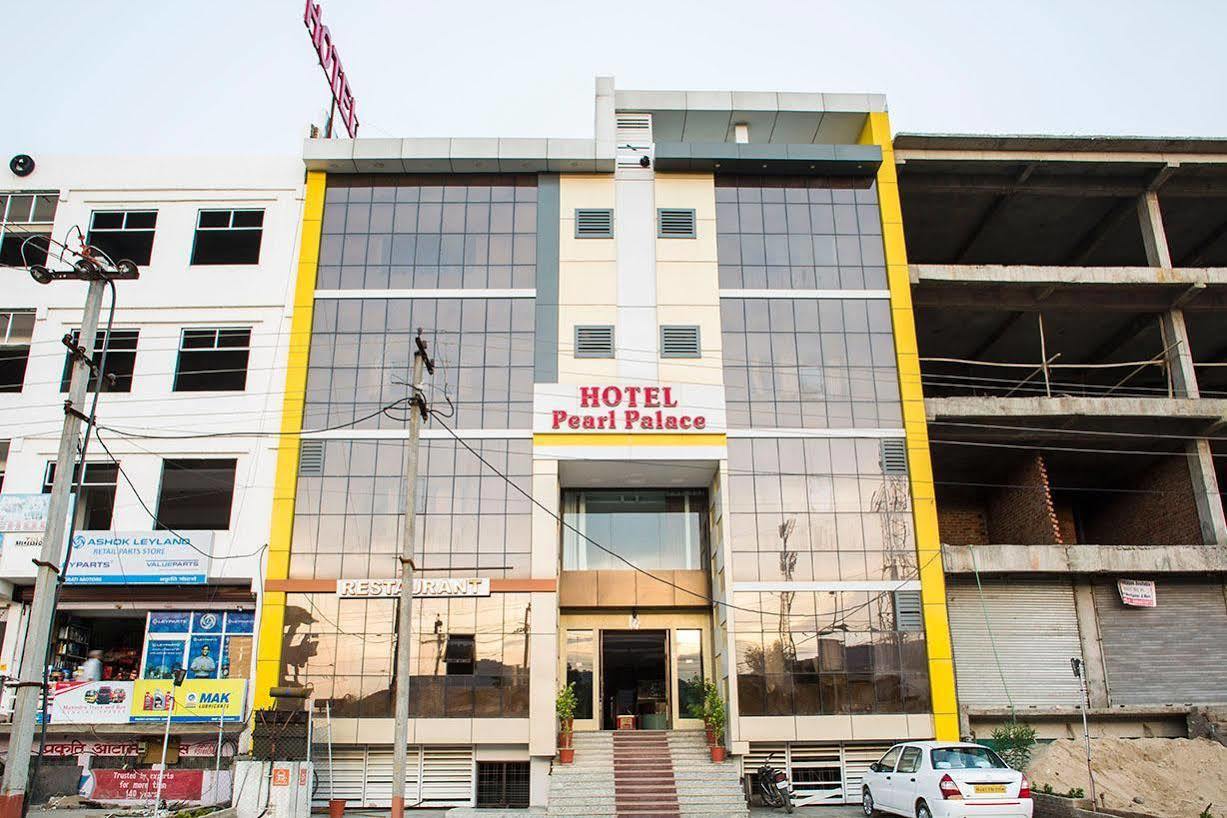 Hotel Pearl Palace Udaipur Ngoại thất bức ảnh